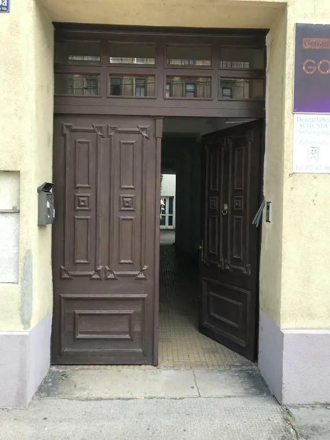 Vienna Corner Apartment 1020